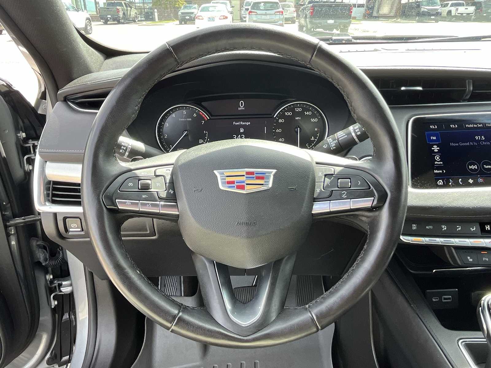 Thumbnail: 2023 Cadillac XT4 - 14