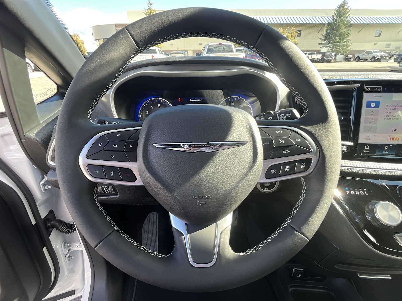 Thumbnail: 2026 Chrysler Pacifica - 15