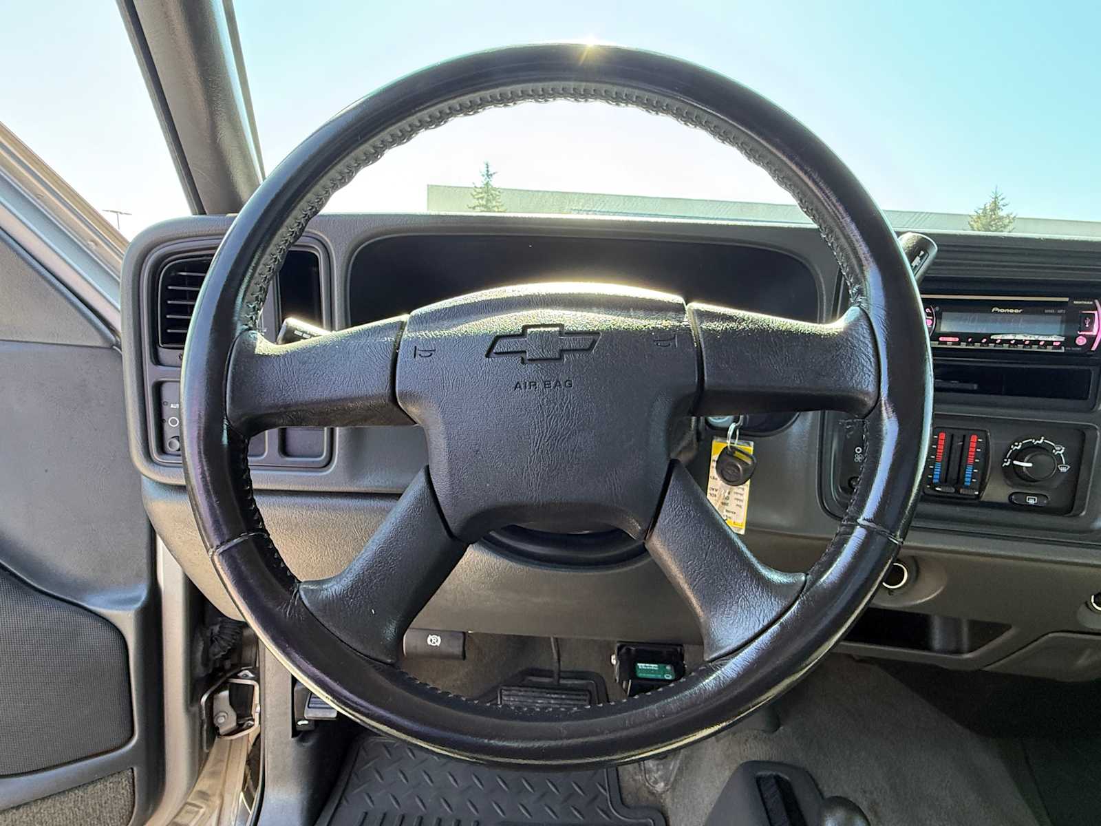 Thumbnail: 2003 Chevrolet Silverado 2500 - 17