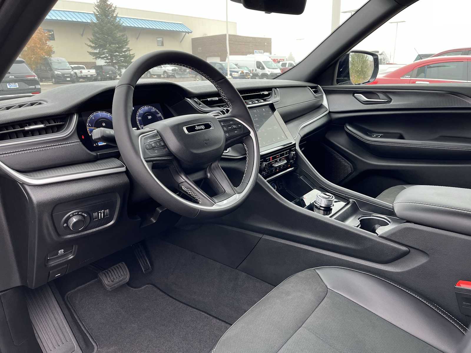 Thumbnail: 2025 Jeep Grand Cherokee - 2