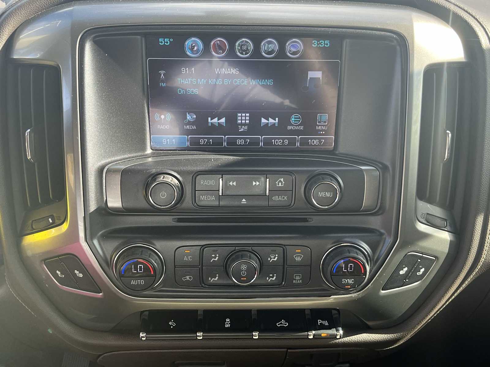 Thumbnail: 2018 Chevrolet Silverado 1500 - 16