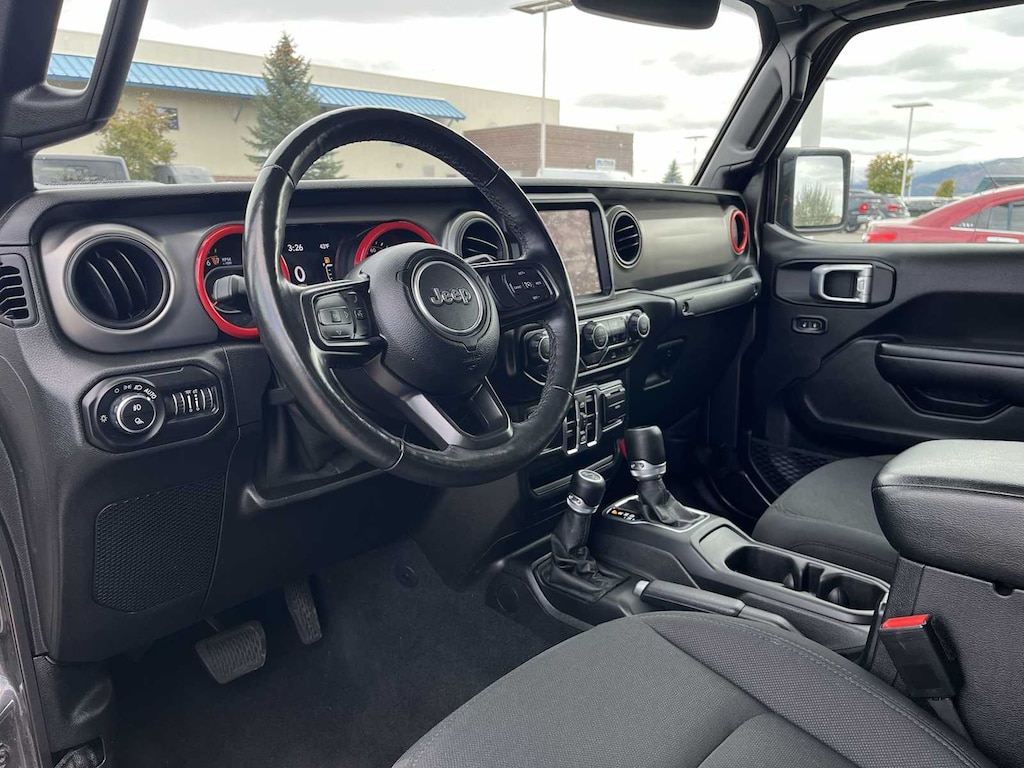 Used 2021 Jeep Gladiator Sport Truck Crew Cab