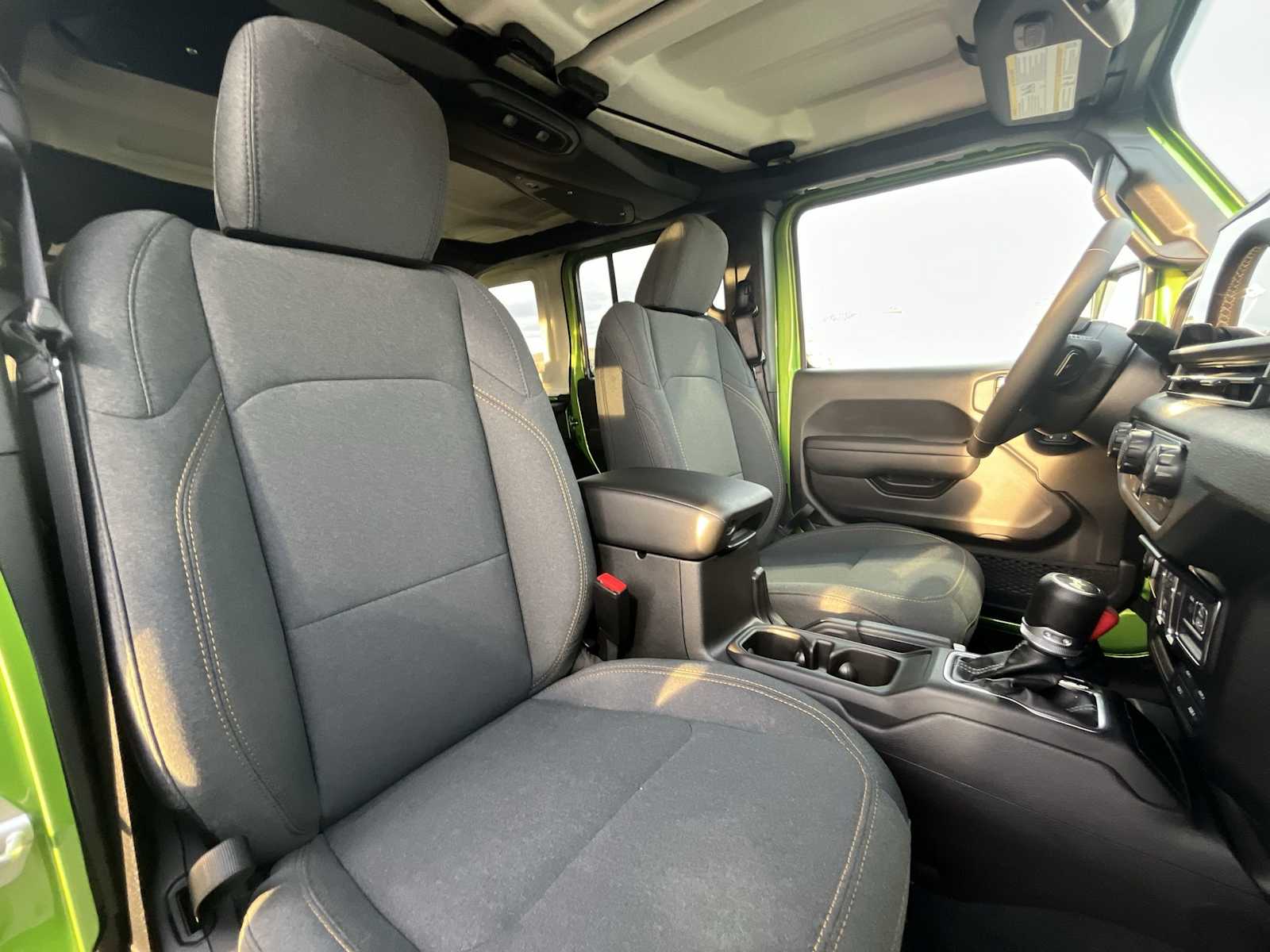 Thumbnail: 2026 Jeep Wrangler - 14