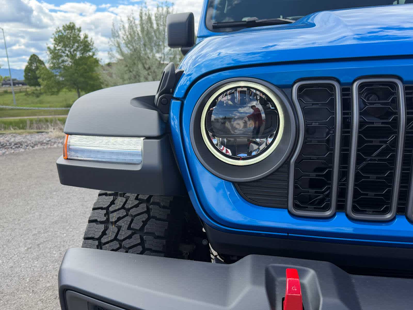 Thumbnail: 2026 Jeep Gladiator - 4