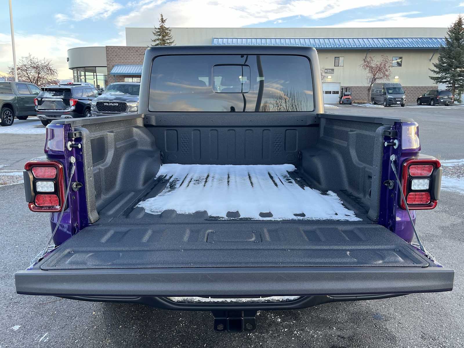 Thumbnail: 2026 Jeep Gladiator - 19