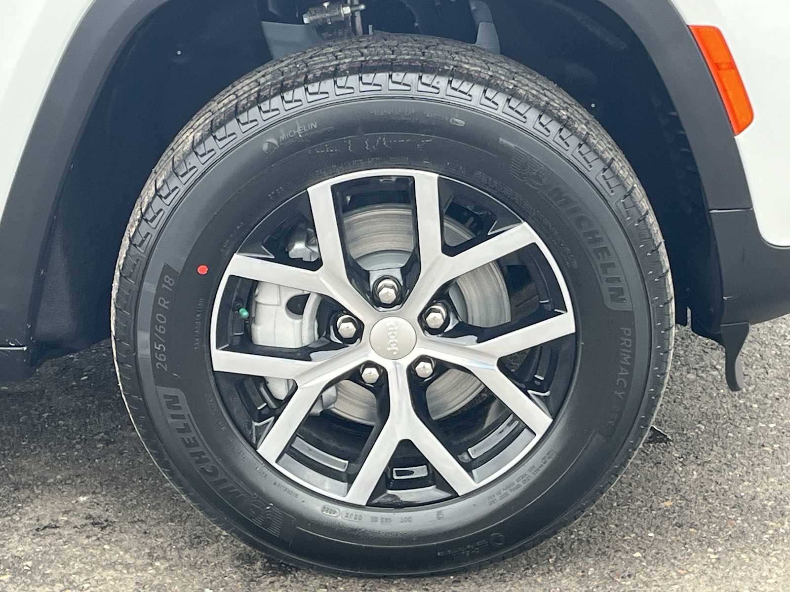 Thumbnail: 2025 Jeep Grand Cherokee - 8