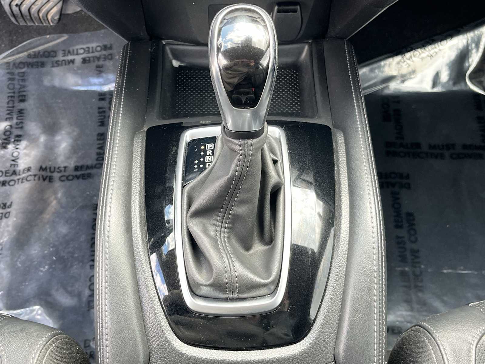 Thumbnail: 2018 Nissan Rogue - 17