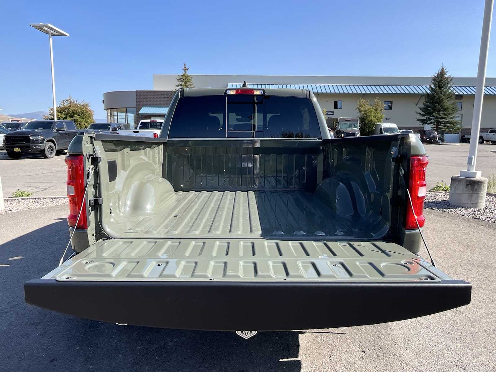 Thumbnail: 2026 RAM 1500 - 19