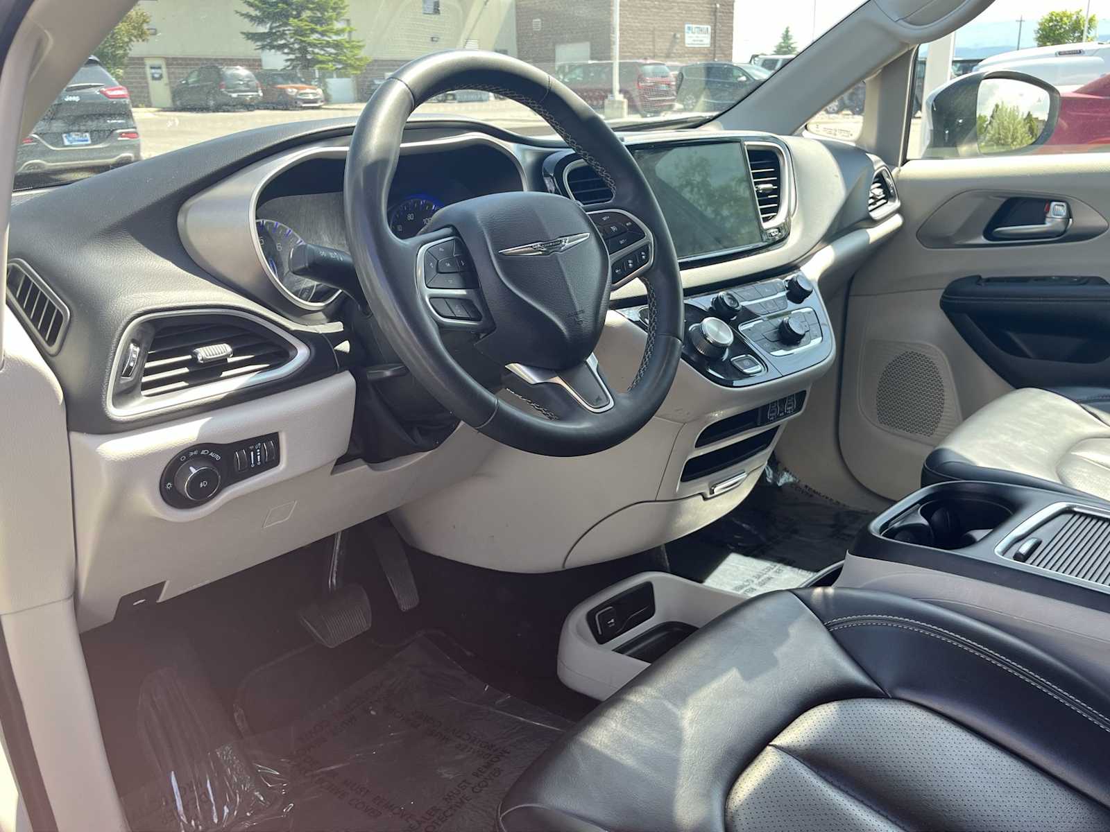 Used 2023 Chrysler Pacifica Touring L with VIN 2C4RC1BG6PR567151 for sale in Missoula, MT