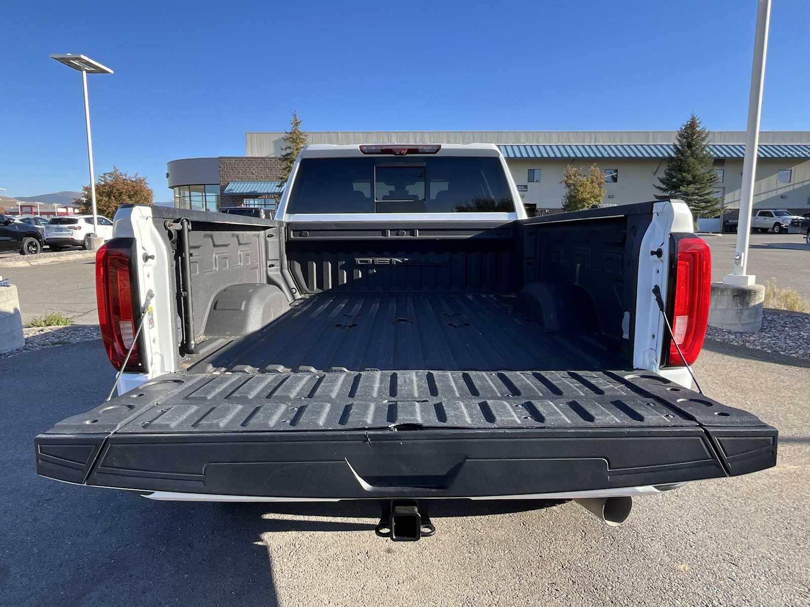 Thumbnail: 2021 GMC Sierra 3500 - 19