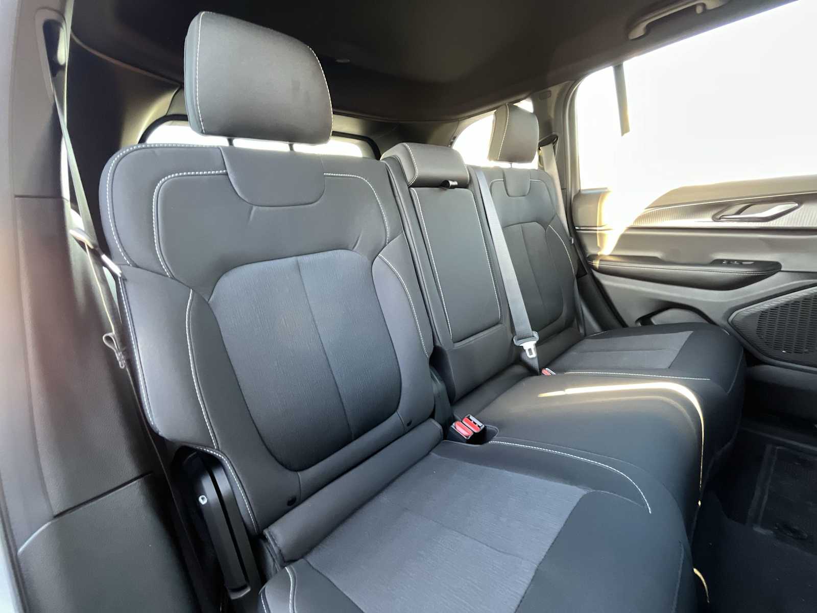 Thumbnail: 2025 Jeep Grand Cherokee - 13