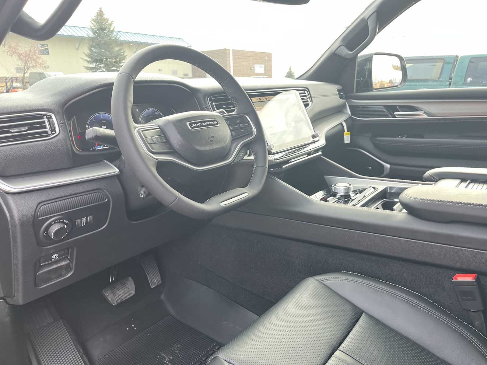 Thumbnail: 2026 Jeep Grand Wagoneer - 2