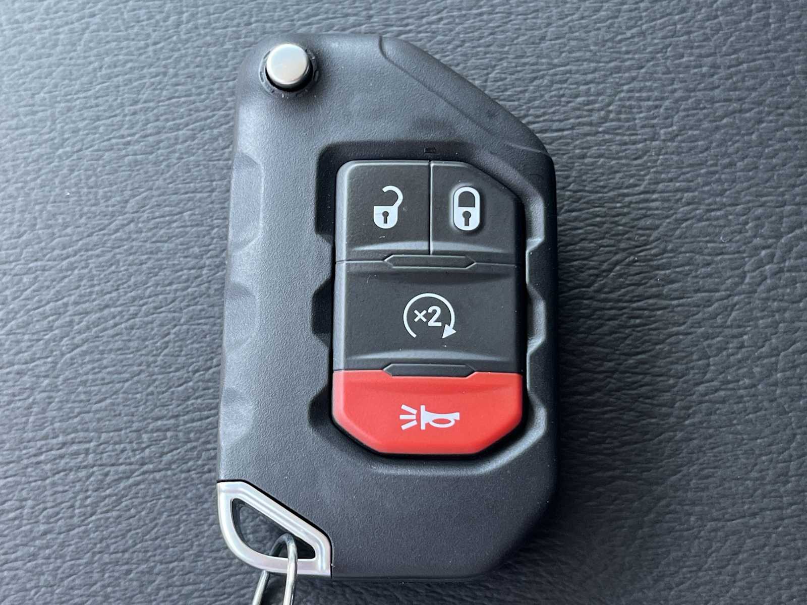 Thumbnail: 2025 Jeep Gladiator - 20