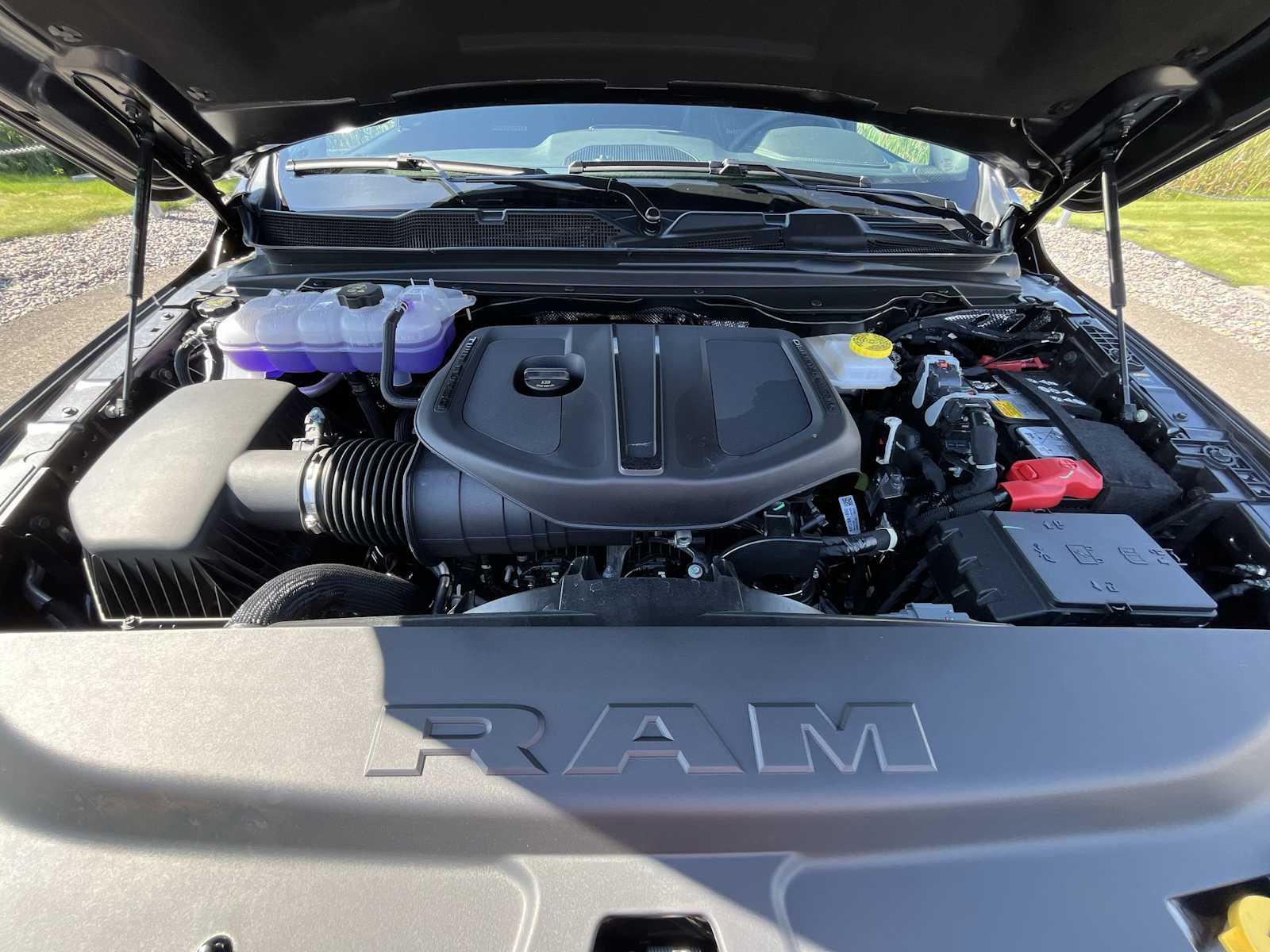 Thumbnail: 2026 RAM 1500 - 9