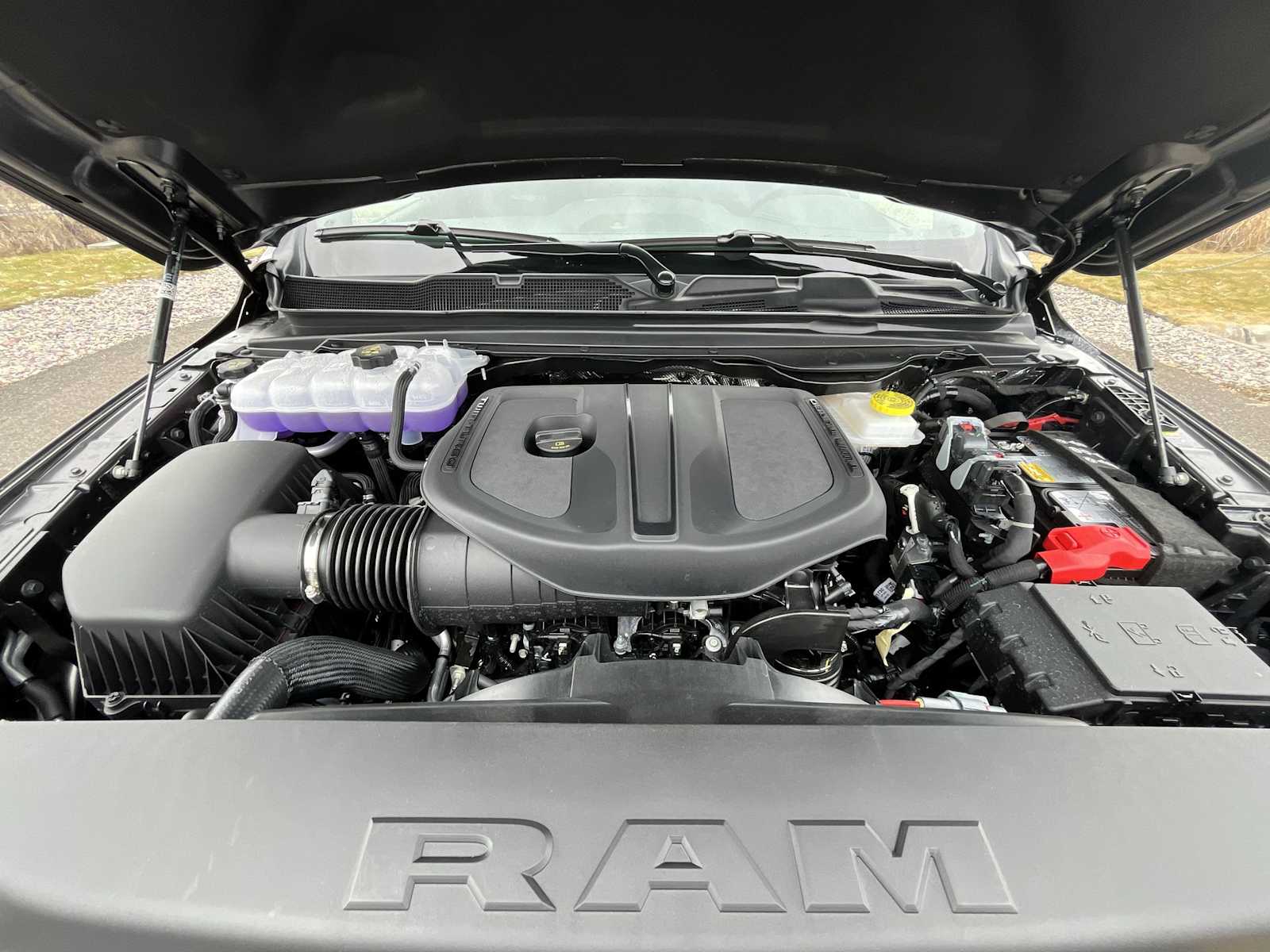 Thumbnail: 2026 RAM 1500 - 9