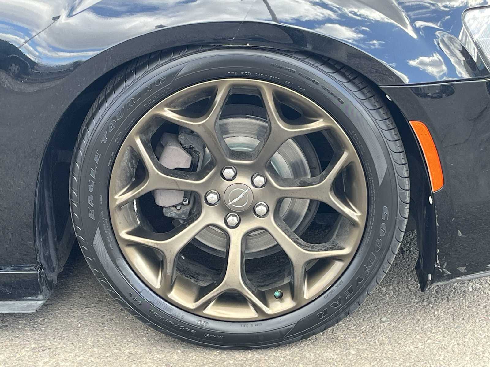 Thumbnail: 2017 Chrysler 300 - 8