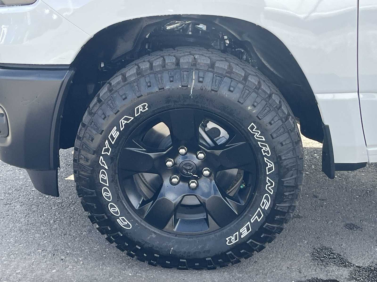 Thumbnail: 2026 RAM 1500 - 8