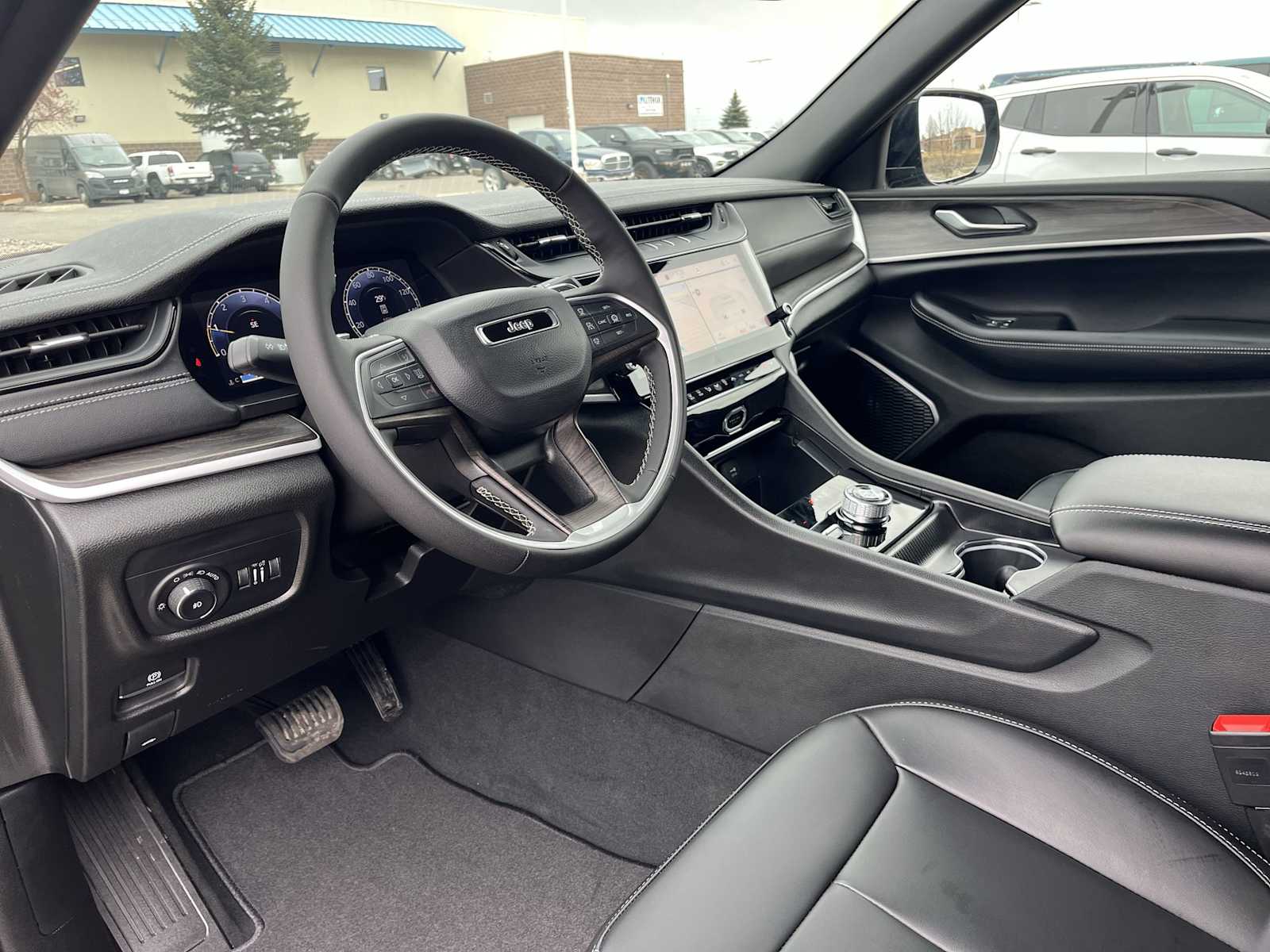 Thumbnail: 2026 Jeep Grand Cherokee - 2