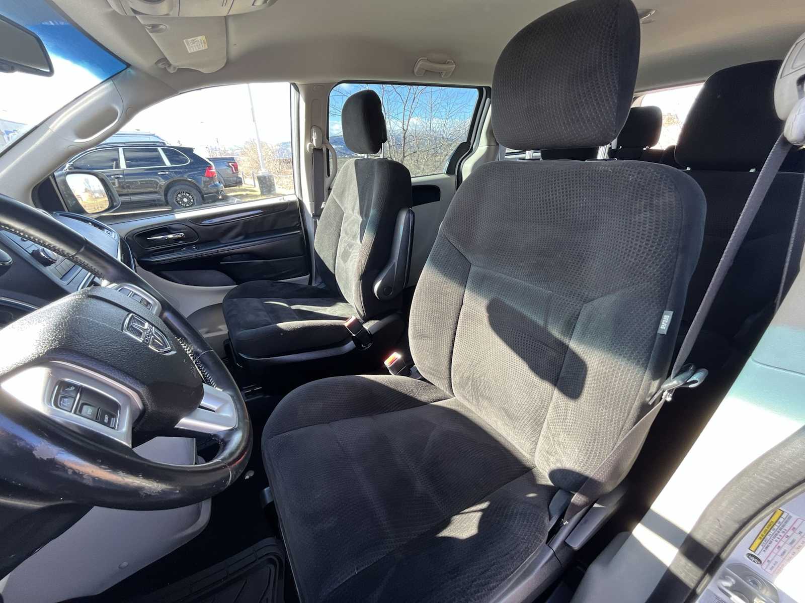 Thumbnail: 2016 Dodge Grand Caravan - 11