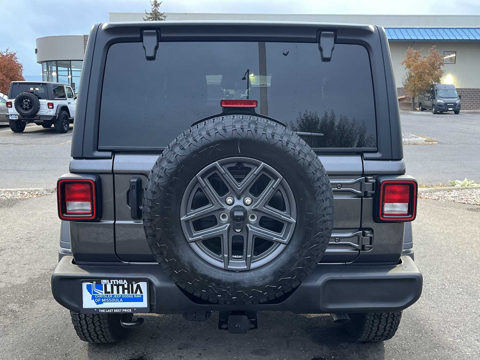 Thumbnail: 2026 Jeep Wrangler - 5