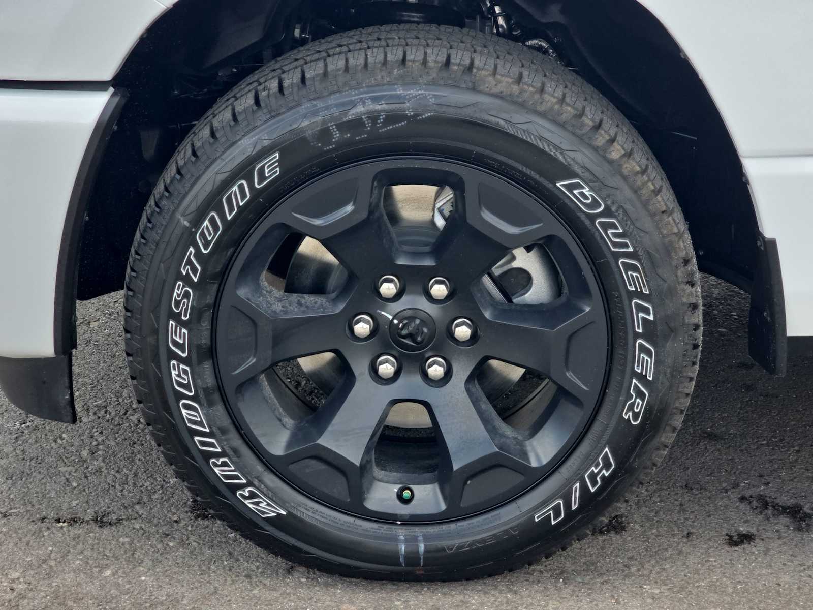 Thumbnail: 2026 RAM 1500 - 8