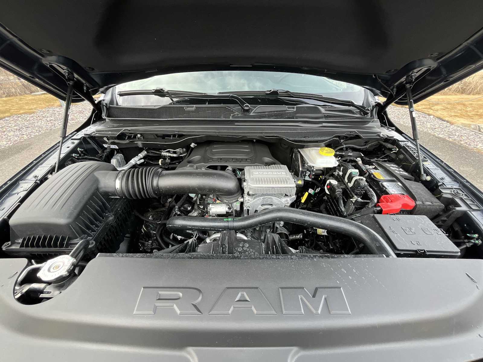 Thumbnail: 2026 RAM 1500 - 9