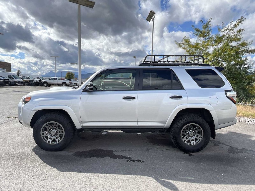 Used 2020 Toyota 4Runner Venture SUV