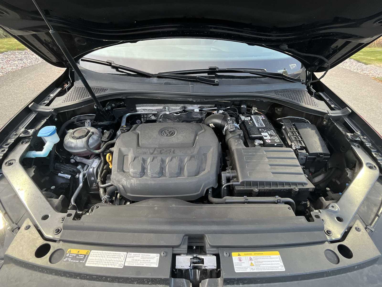 Thumbnail: 2021 Volkswagen Tiguan - 9