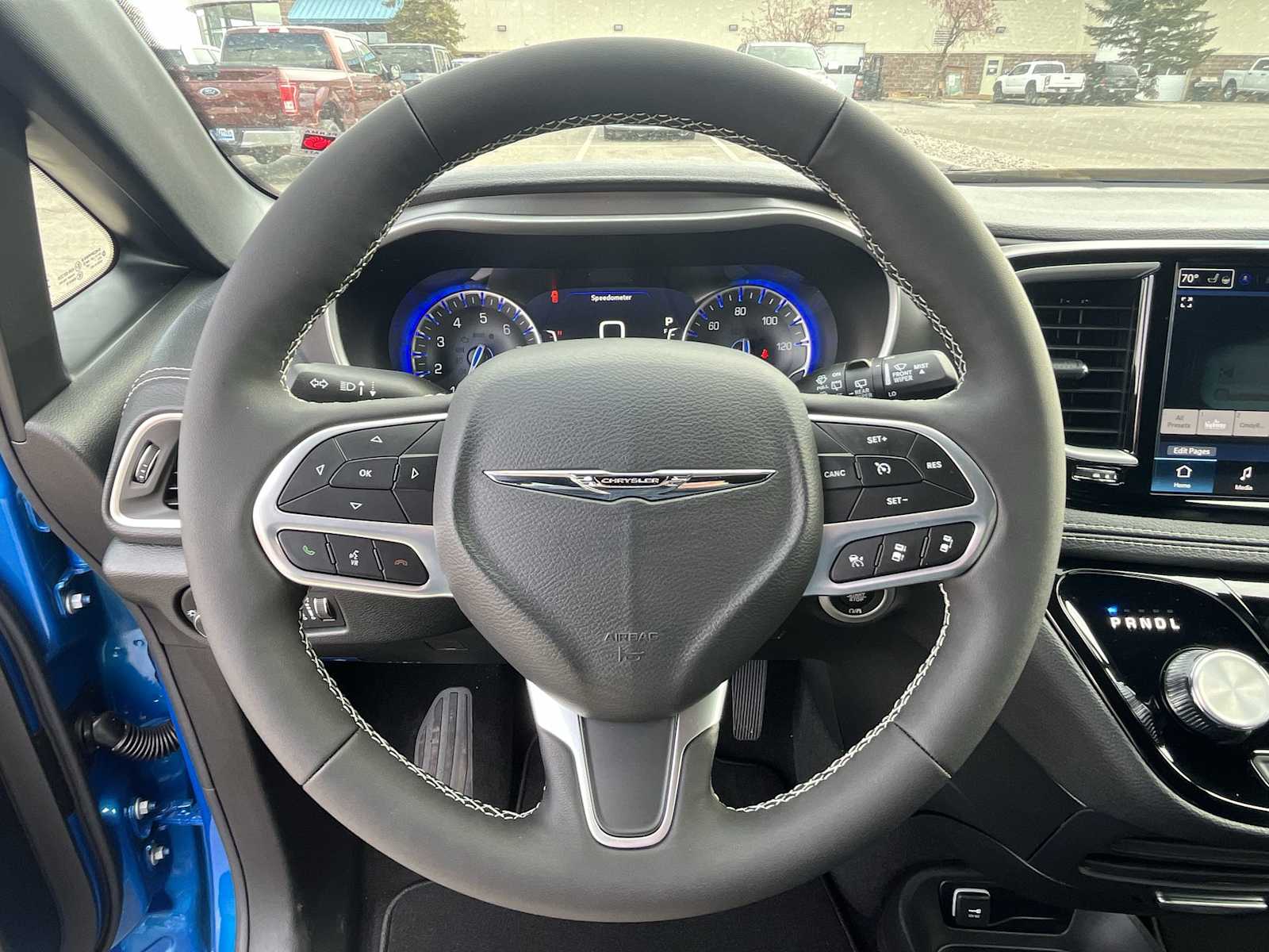 Thumbnail: 2026 Chrysler Pacifica - 15