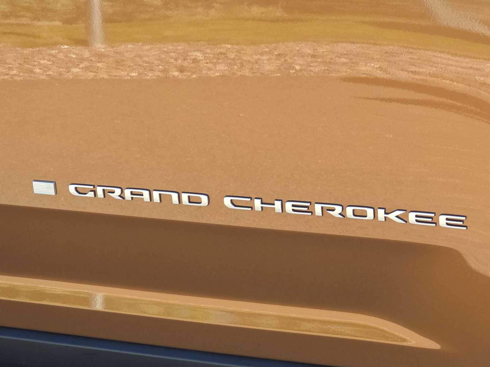 Thumbnail: 2026 Jeep Grand Cherokee - 7