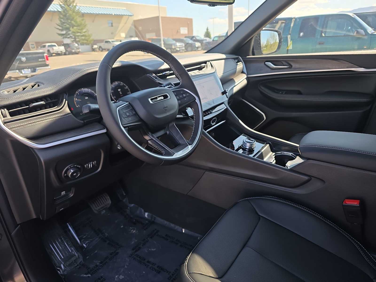 Thumbnail: 2026 Jeep Grand Cherokee - 2