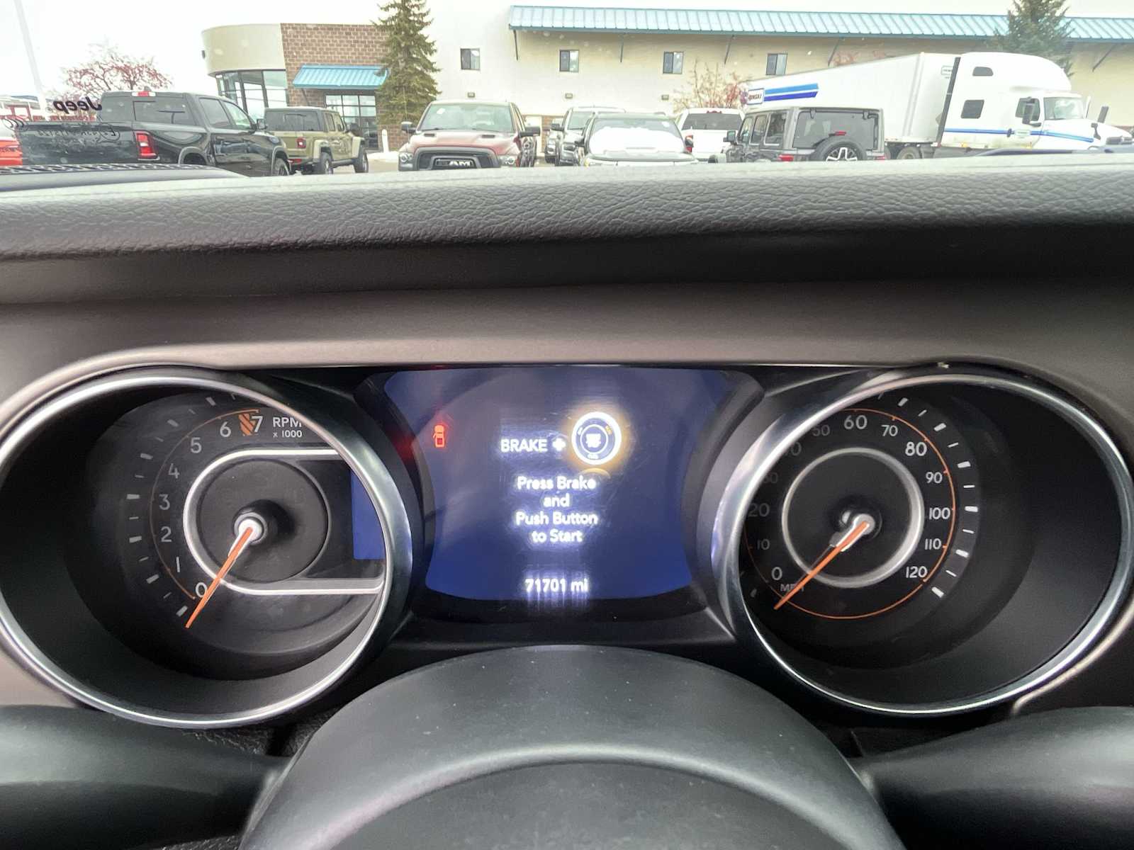 Thumbnail: 2020 Jeep Gladiator - 18