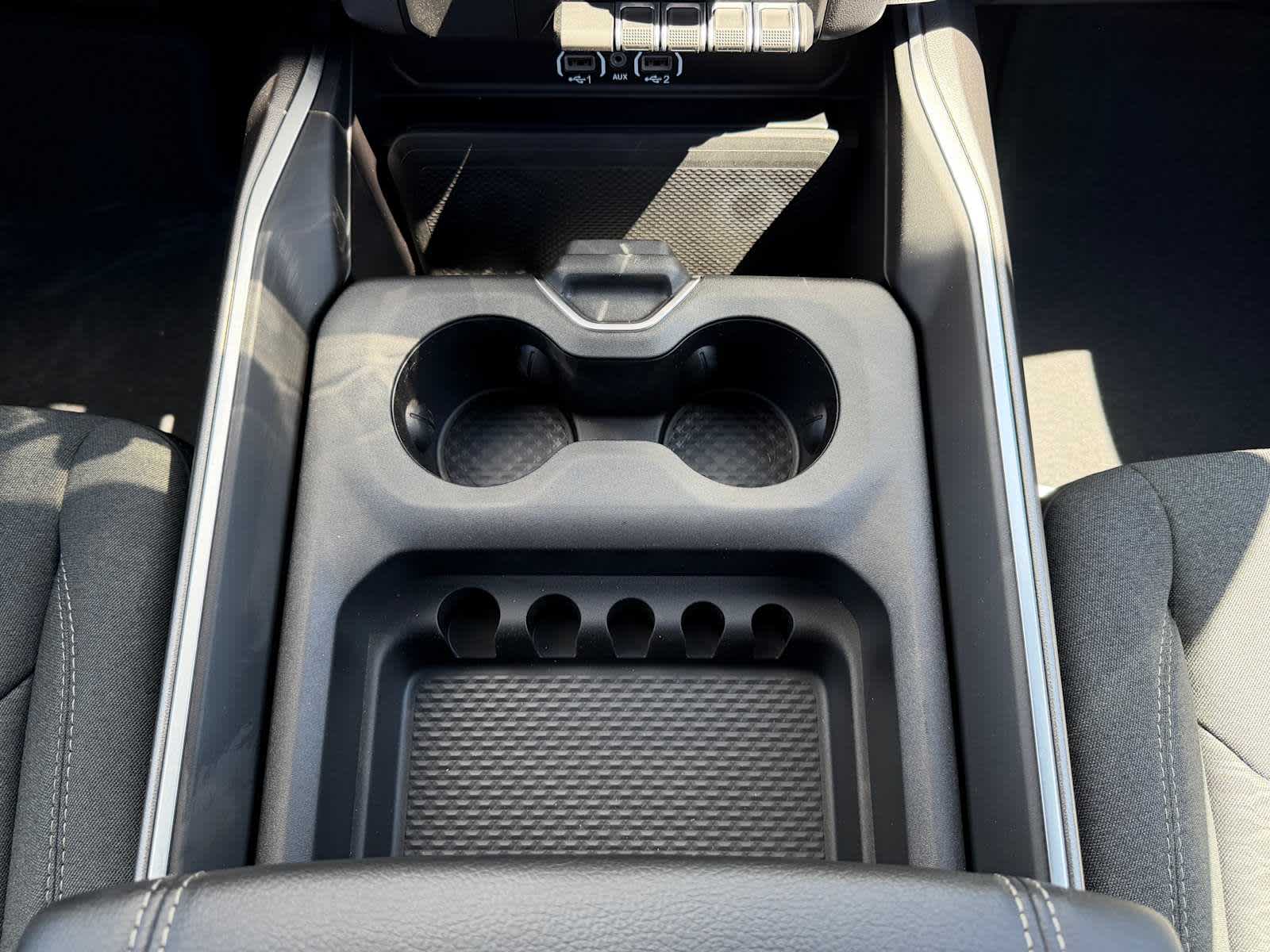 Thumbnail: 2026 RAM 1500 - 27