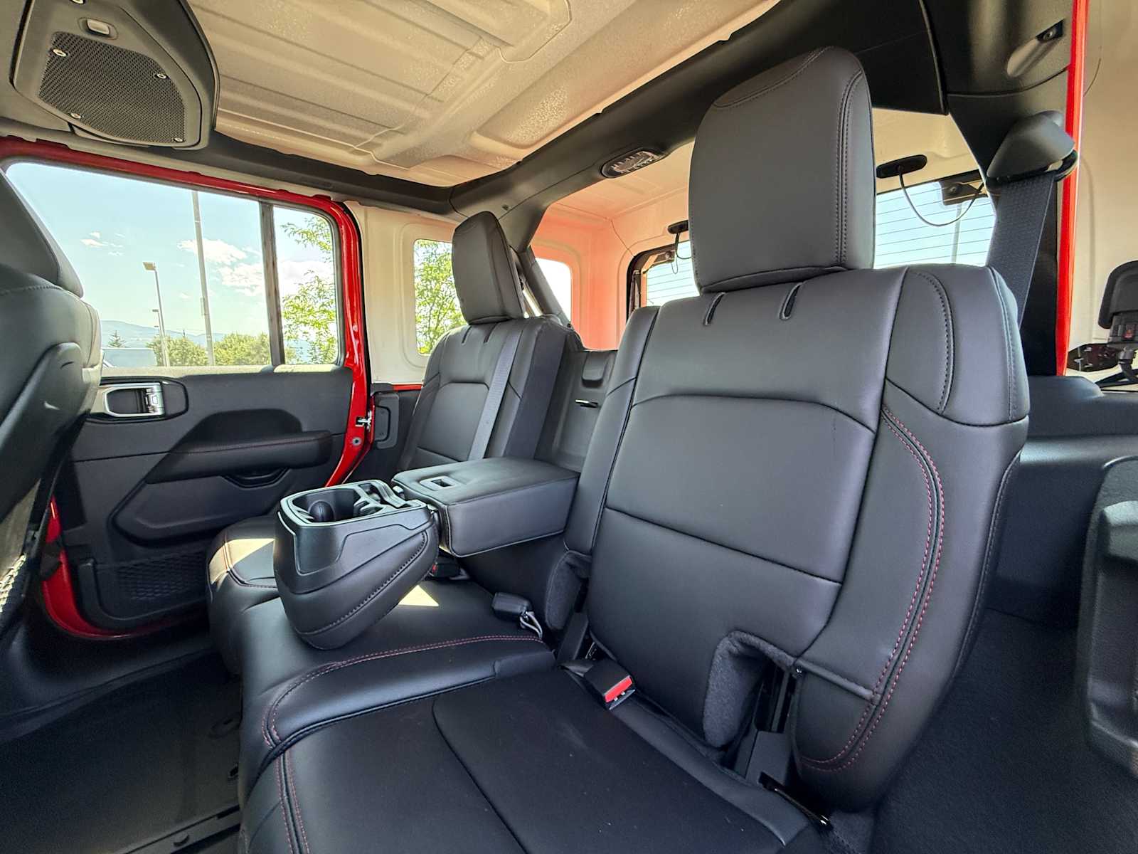 Thumbnail: 2025 Jeep Wrangler - 23