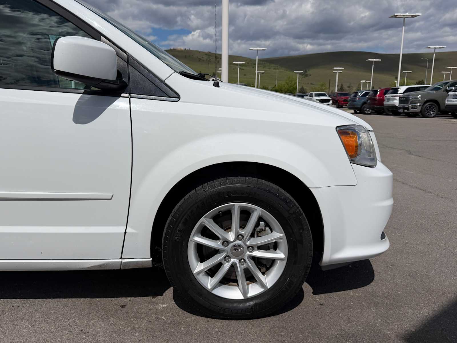 Thumbnail: 2016 Dodge Grand Caravan - 5