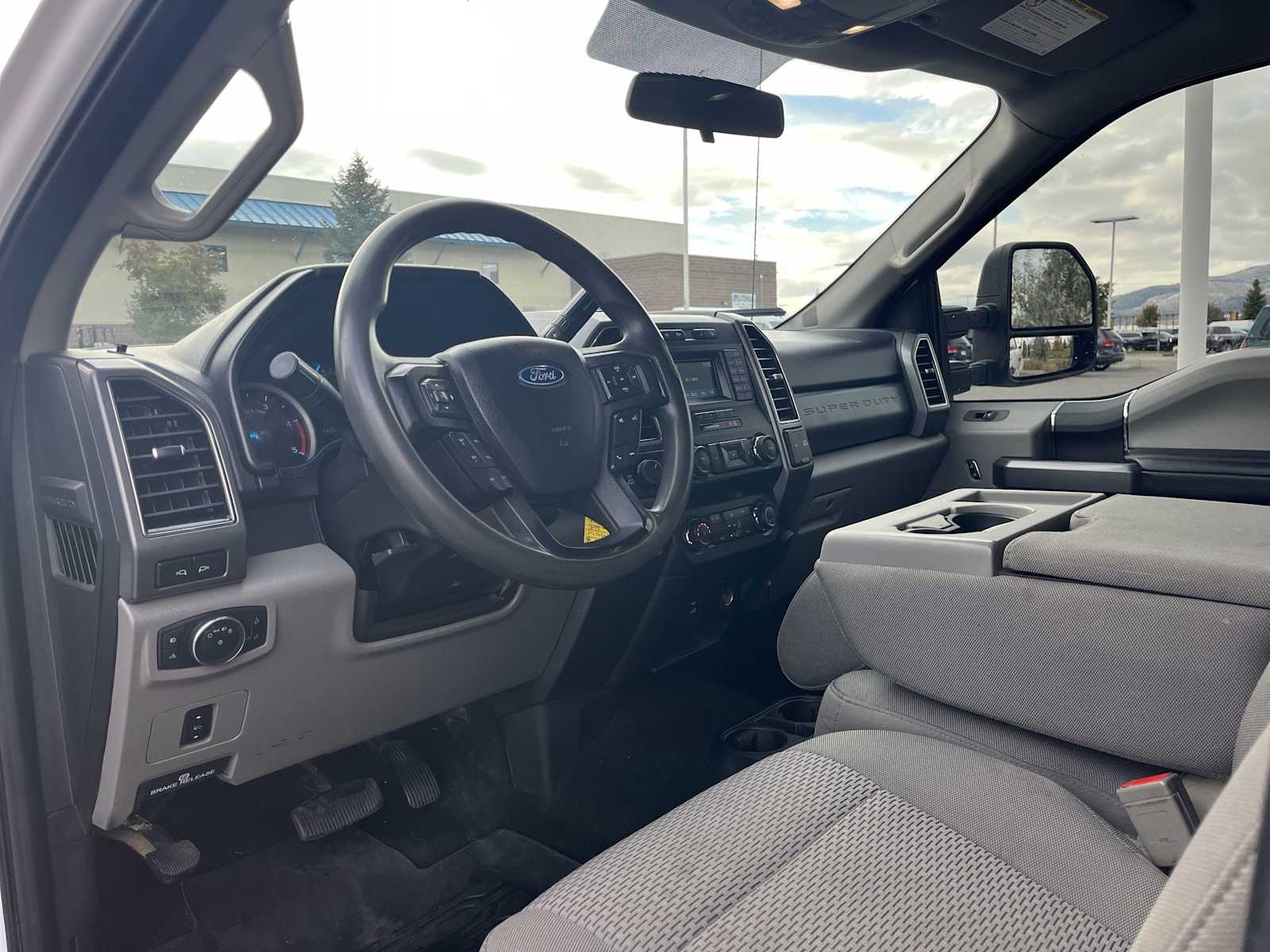 2019 Ford F-350 XLT photo 2