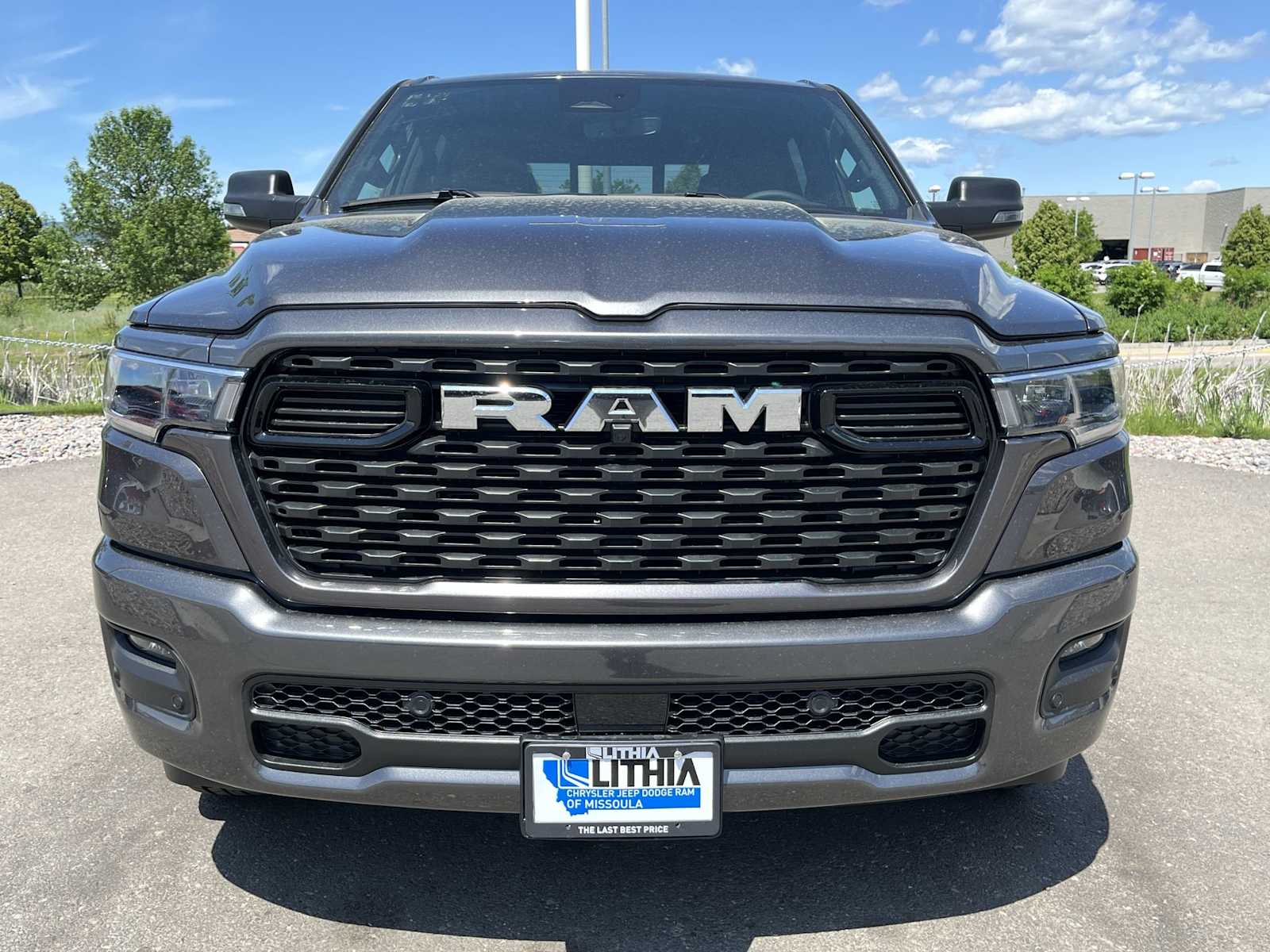 Thumbnail: 2025 RAM 1500 - 6