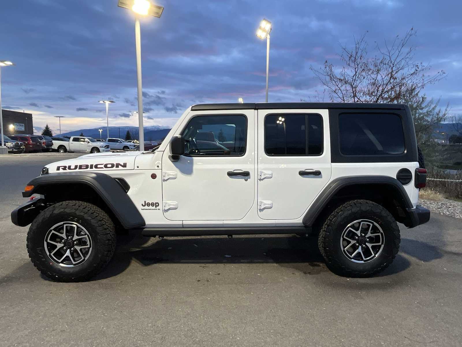 Thumbnail: 2026 Jeep Wrangler - 3