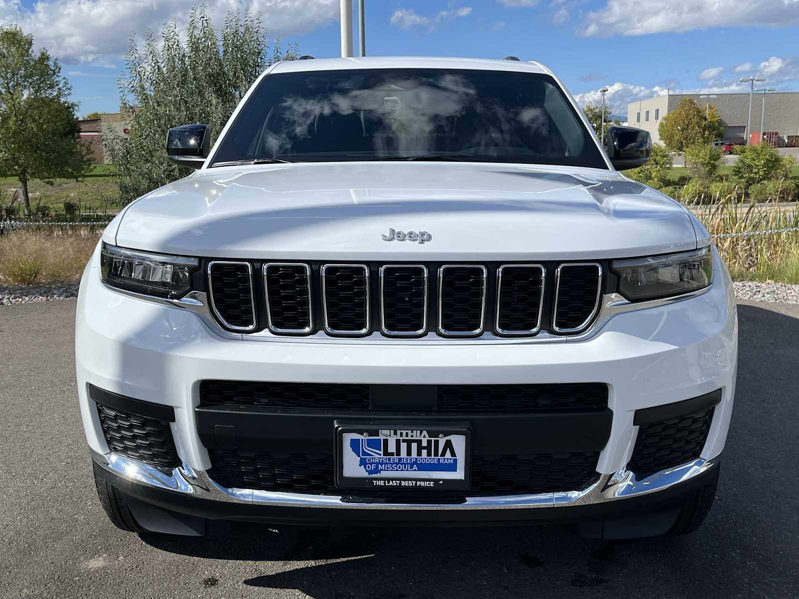 Thumbnail: 2025 Jeep Grand Cherokee - 6