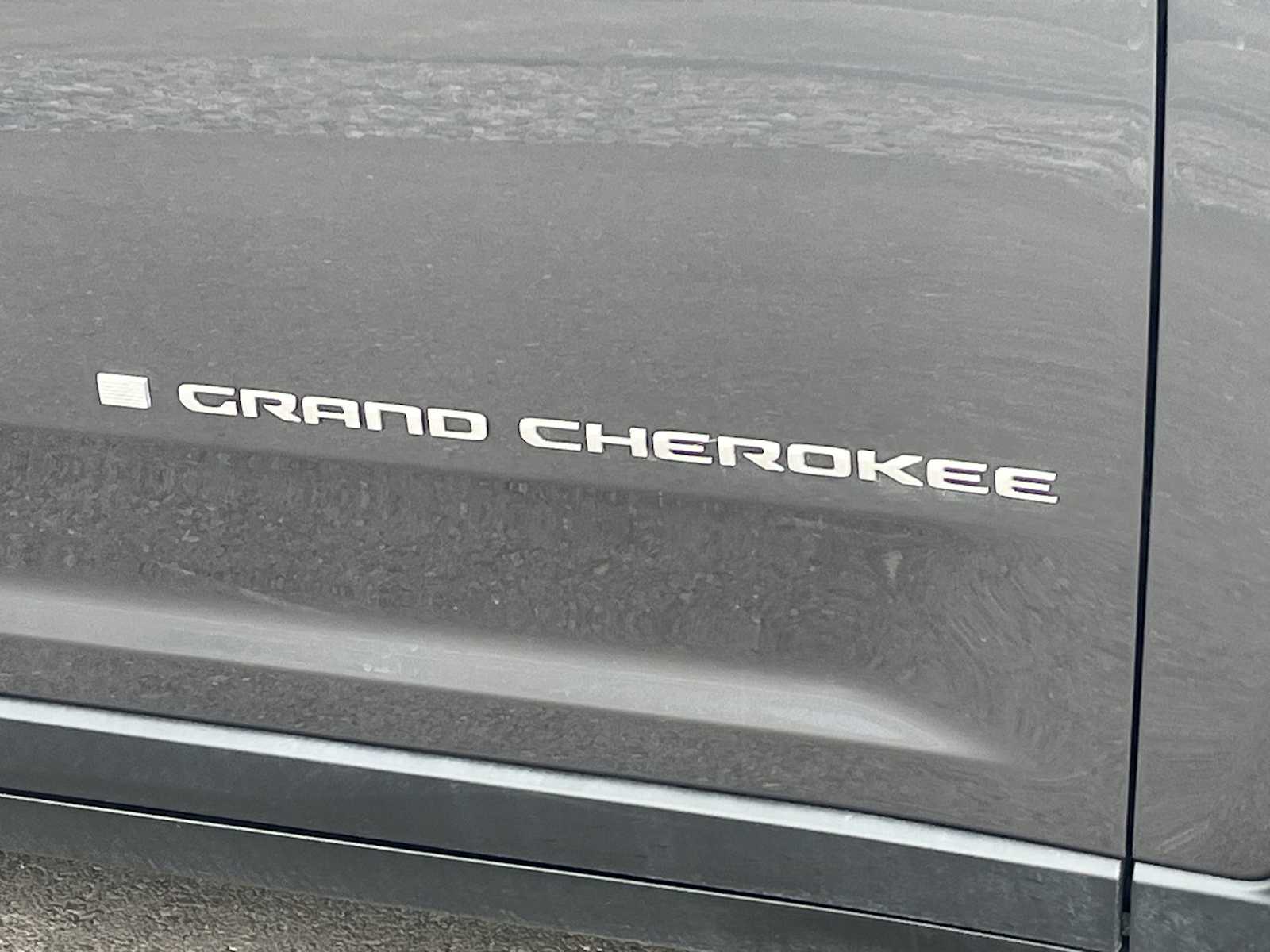 Thumbnail: 2025 Jeep Grand Cherokee - 7