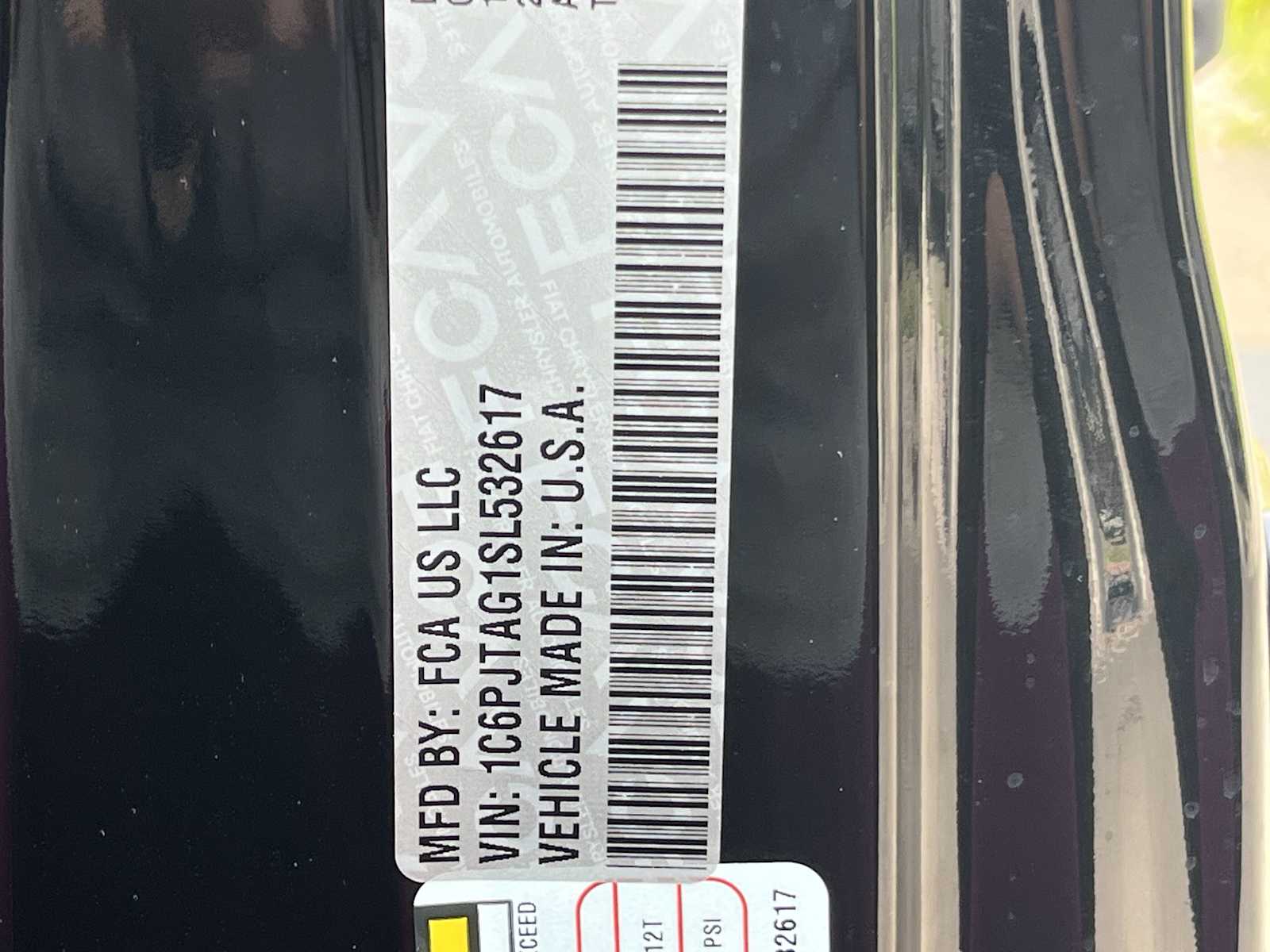 Thumbnail: 2025 Jeep Gladiator - 21