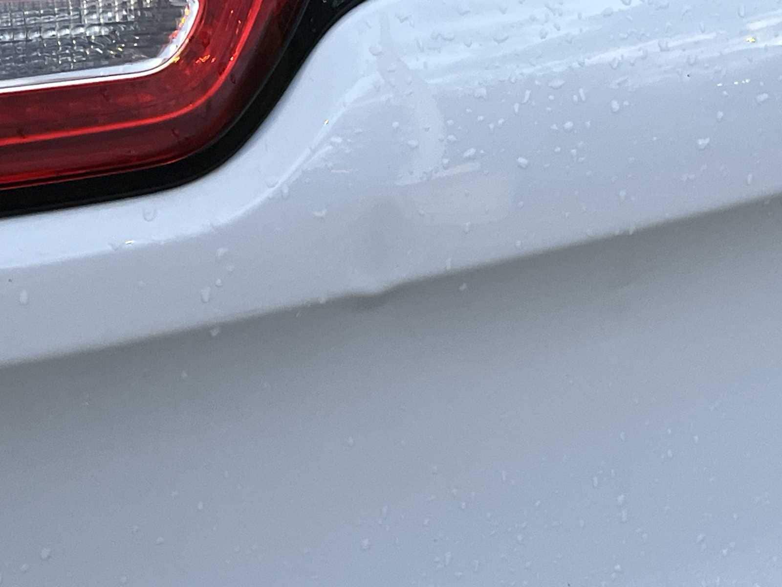 Thumbnail: 2017 Jeep Cherokee - 25