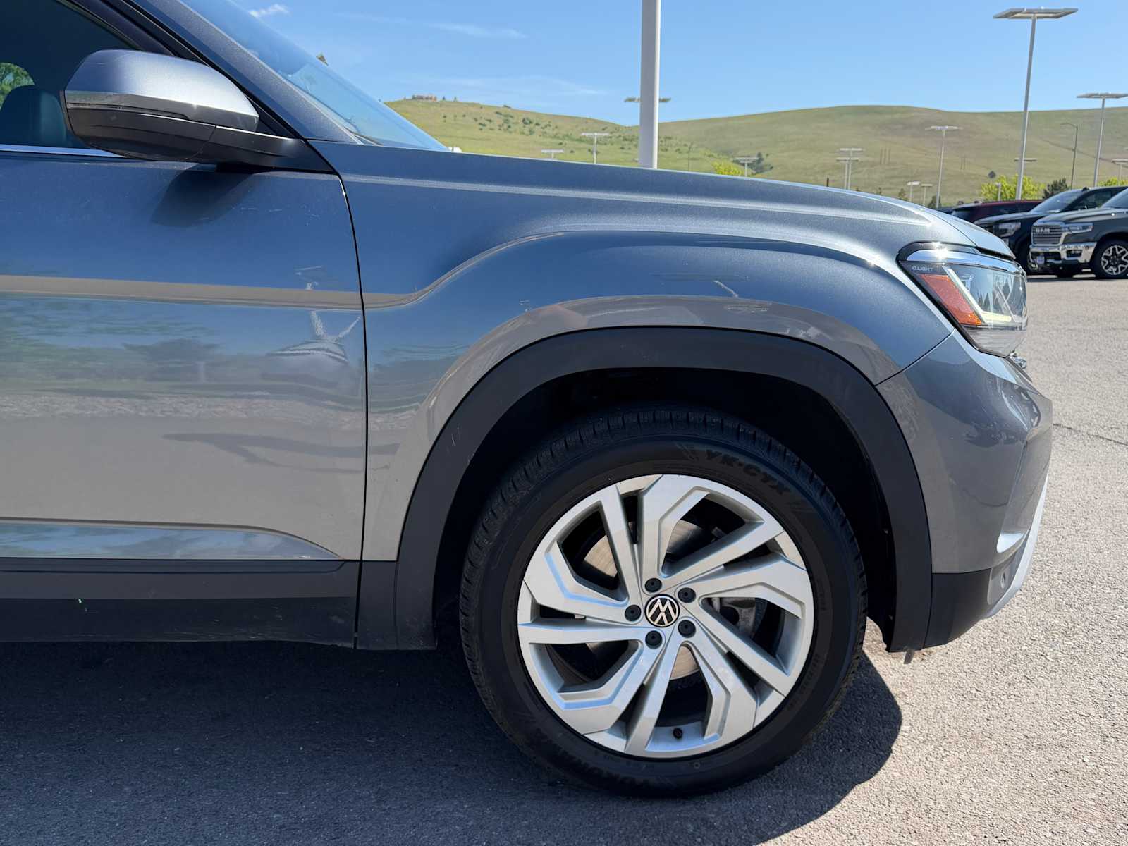 Thumbnail: 2021 Volkswagen Atlas - 5