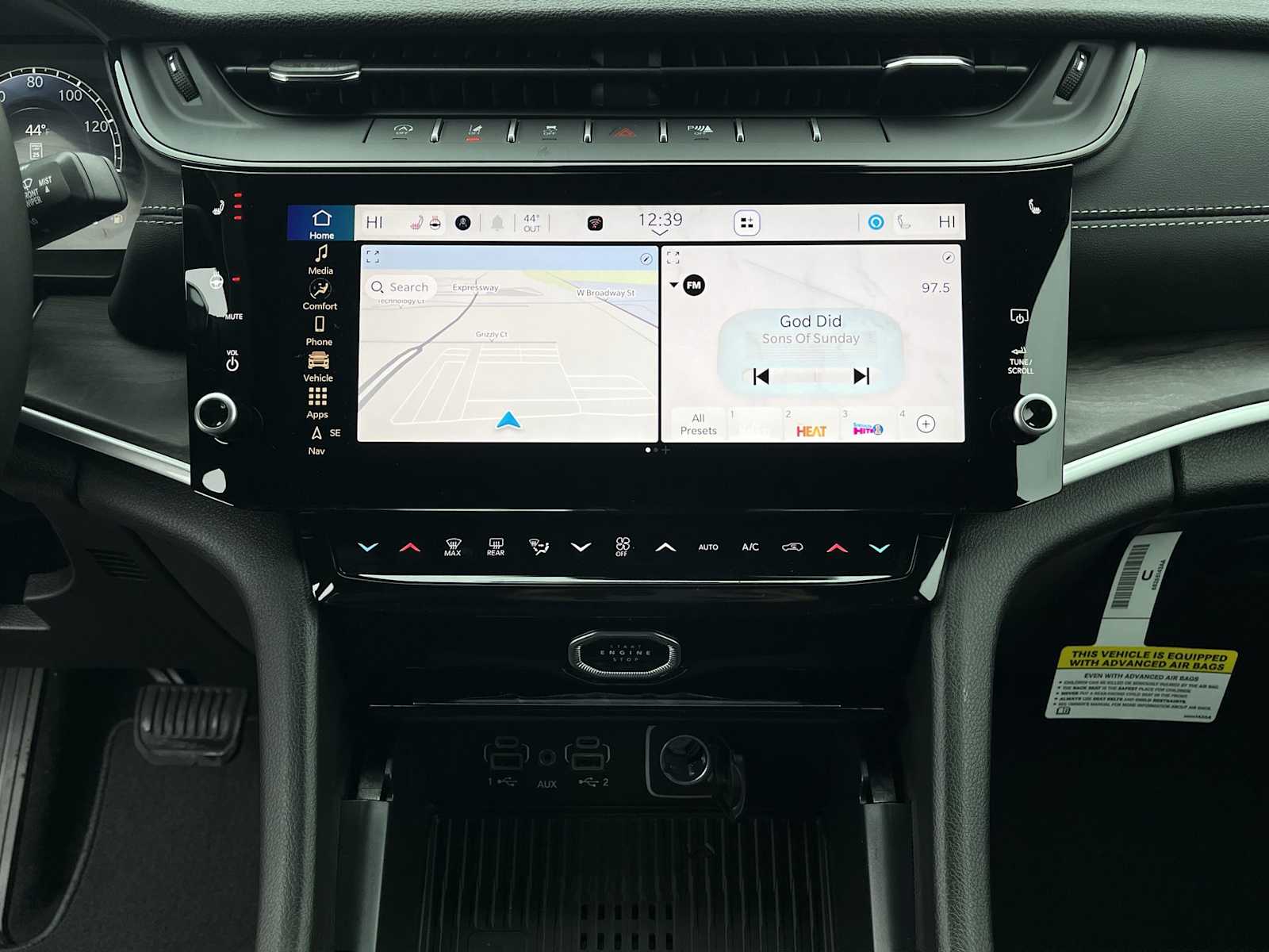 Thumbnail: 2026 Jeep Grand Cherokee - 16