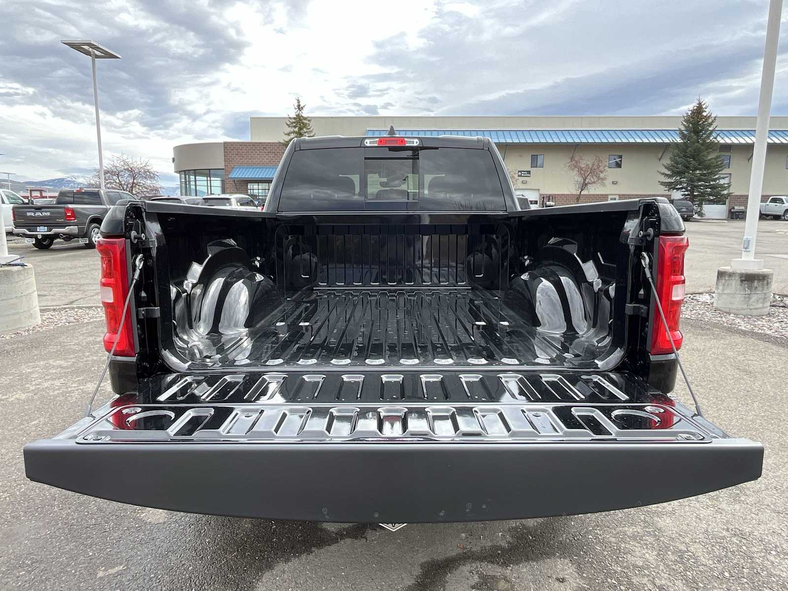 Thumbnail: 2026 RAM 1500 - 19