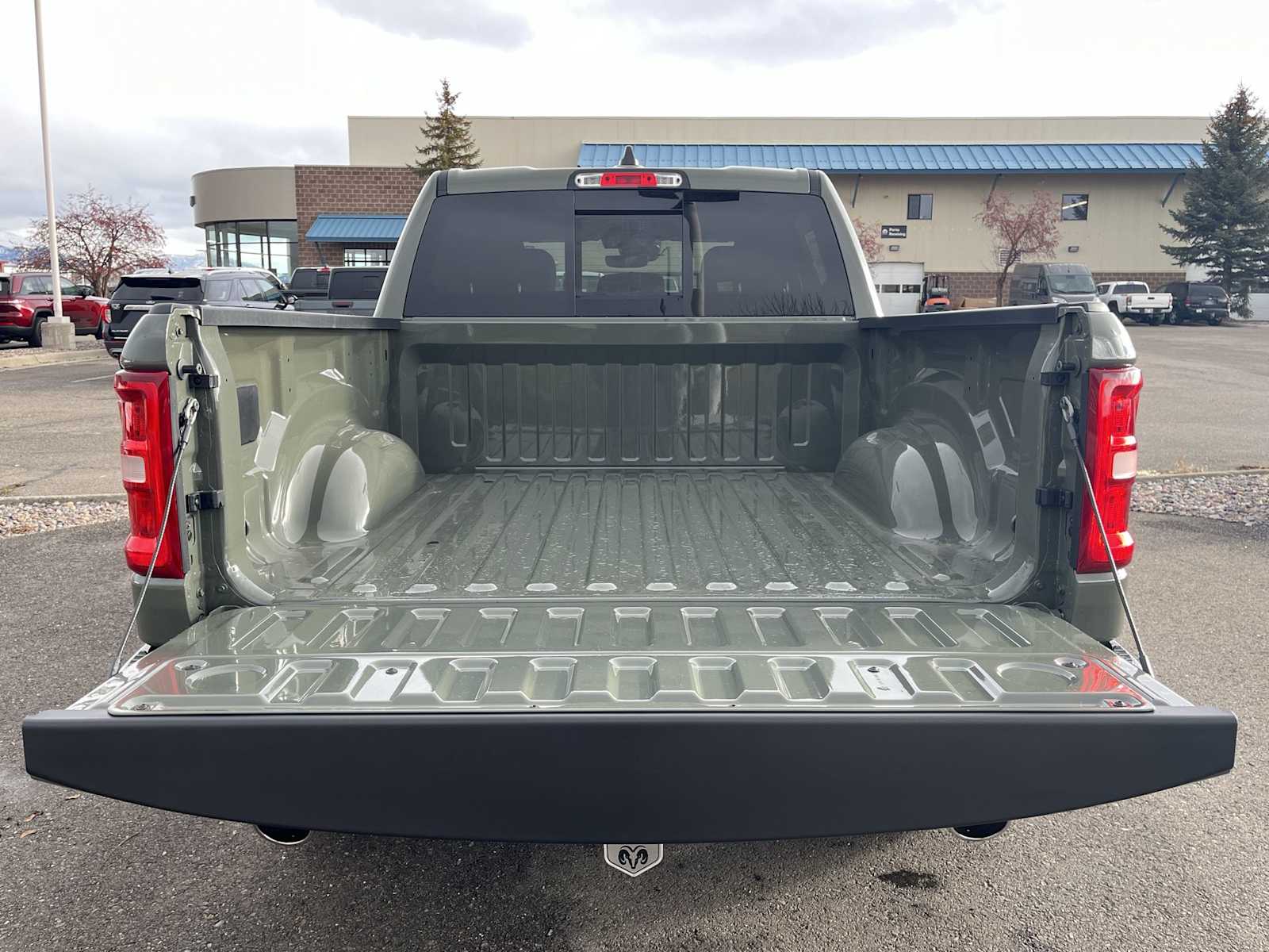 Thumbnail: 2026 RAM 1500 - 19