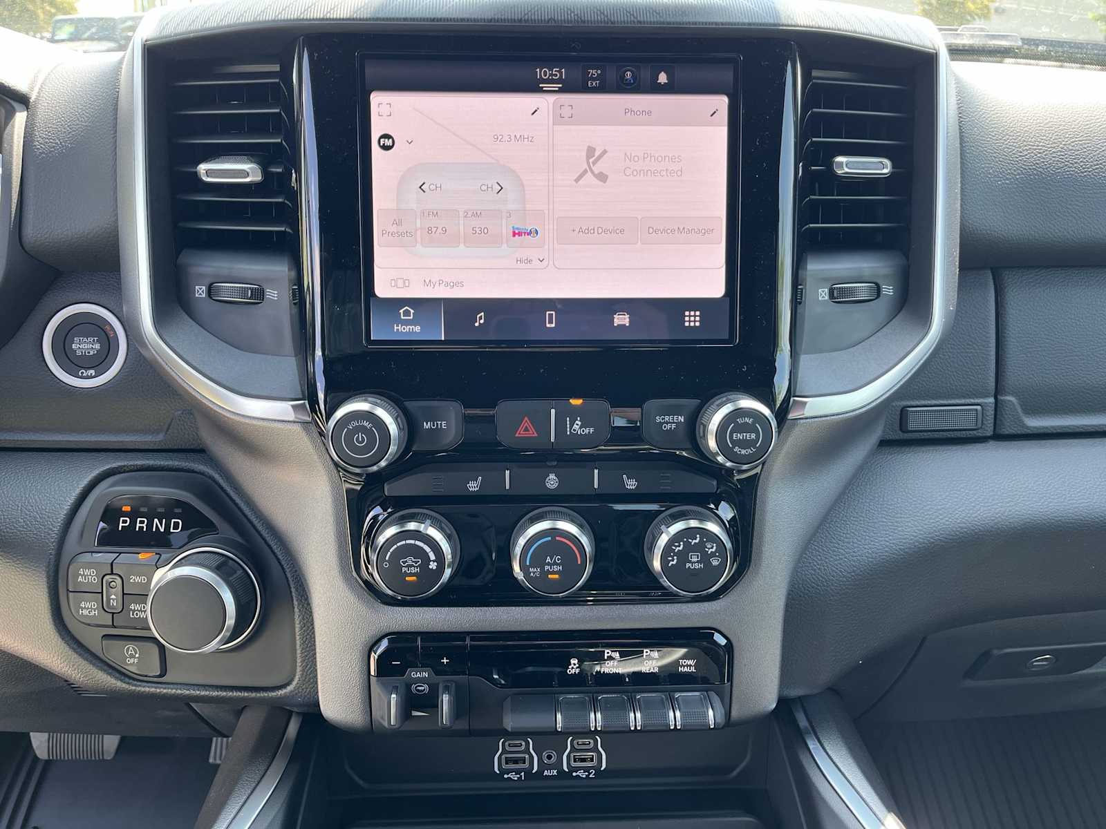 Thumbnail: 2025 RAM 1500 - 16