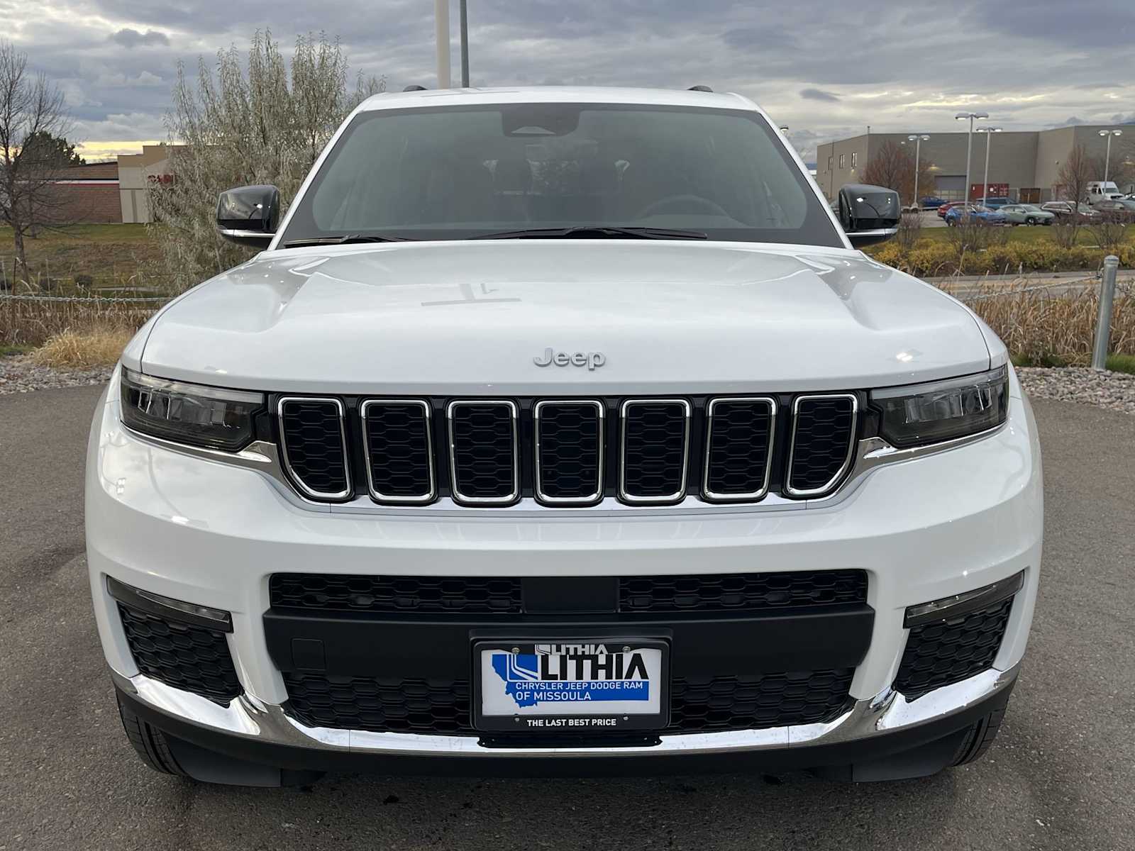 Thumbnail: 2025 Jeep Grand Cherokee - 6