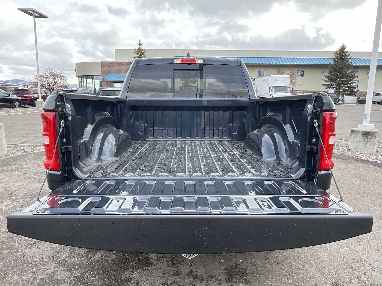 Thumbnail: 2026 RAM 1500 - 19