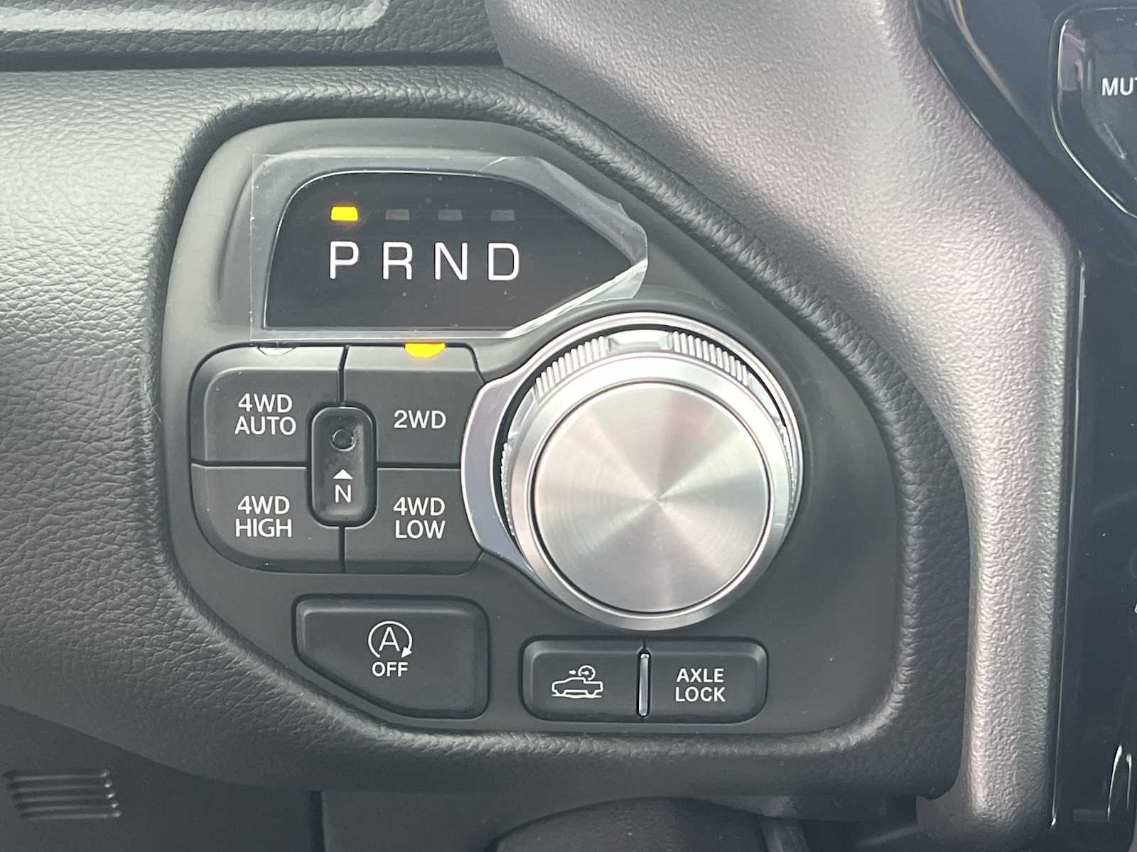 Thumbnail: 2026 RAM 1500 - 17